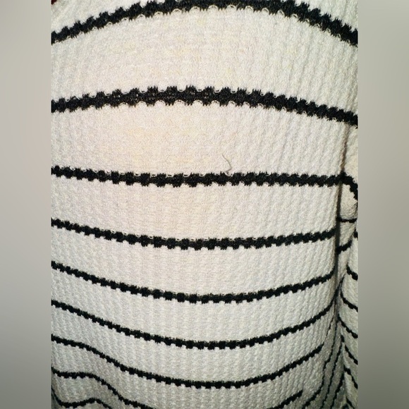 “Maurices” Size XXL Women’s Long Sleeve Knit Top - Picture 6 of 8